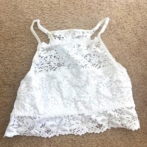 Arie crop top in white